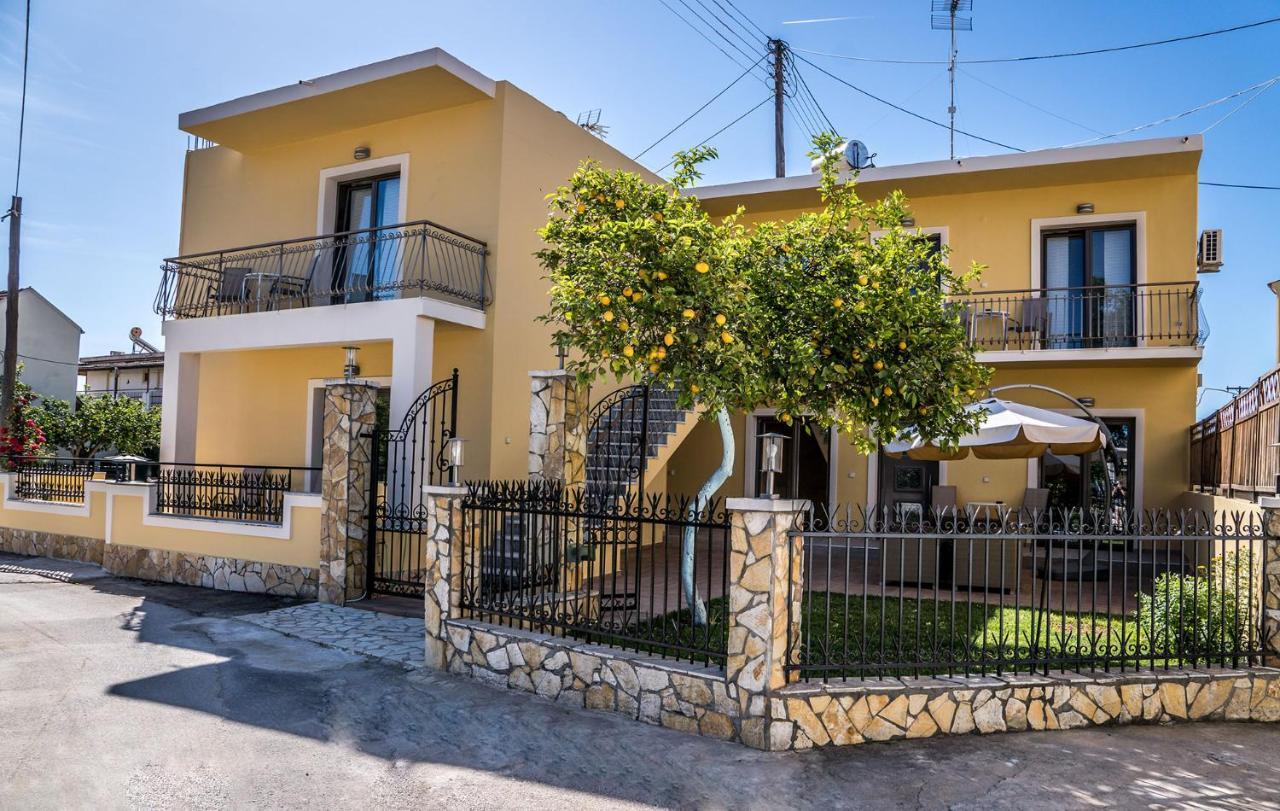 Villa Marinos Kávos Exteriör bild